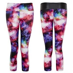 NEW SukiShufu M Suki Universe Leatherback 3/4 Leggings Gym Tights Carbon38 Pants
